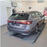 Volkswagen Passat 1.5 eTSI DSG LED-Scheinwerfer | NAVI - Volkswagen Passat aus 2024