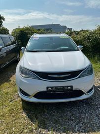Chrysler Pacifica 3,6 Limited 2020 Unfallfrei + 7 weitere