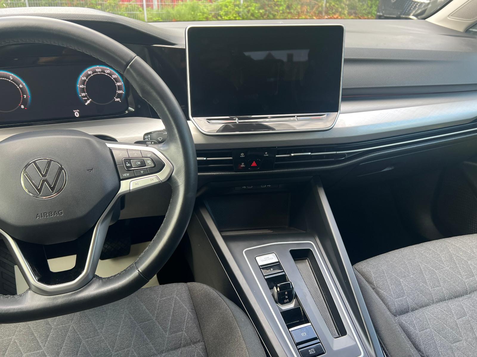 Volkswagen Golf VIII Lim. Life 1.5 eTSI DSG -NAVI -PDC -LED, миниатюра 14