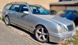 Mercedes-Benz E 320 CDI Automatik - Mercedes-Benz E 320 in Saarbrücken