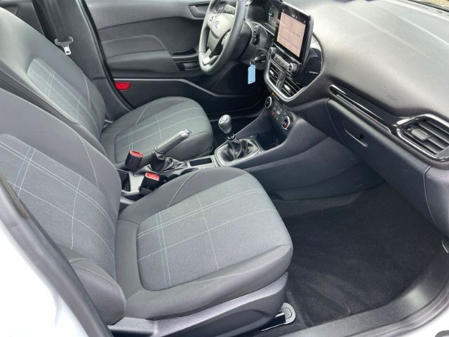 Fahrzeugabbildung Ford Fiesta 1.0 EcoBoost Cool & Connect Sitzheizung,