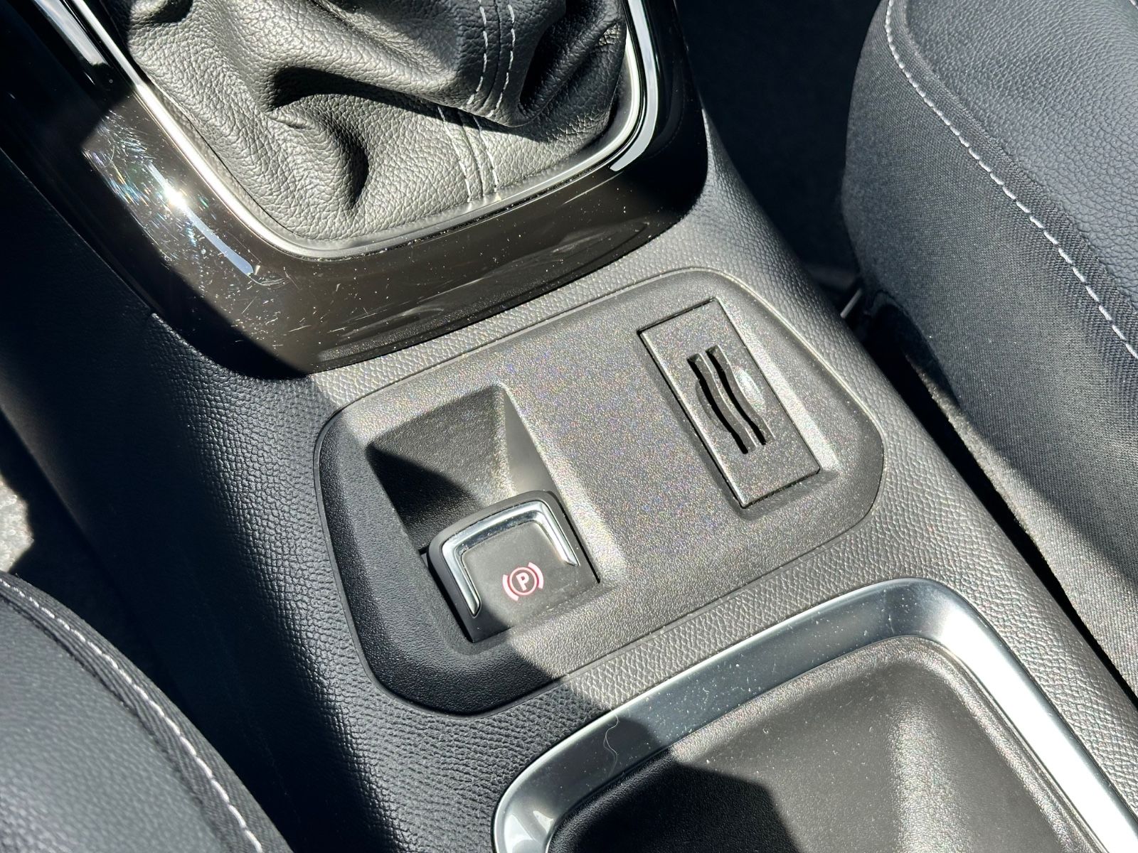 Fahrzeugabbildung Opel Corsa F GS  Allw.*Navi*Kamera*Sitzh.