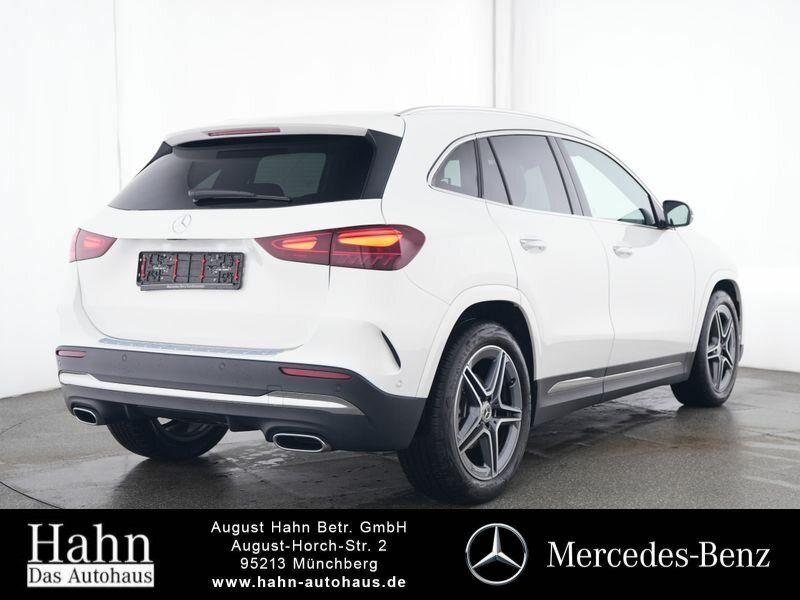 Fahrzeugabbildung Mercedes-Benz GLA 200 AMG/MULTIB./AHK/KAM./DISTRO./WINTER/..