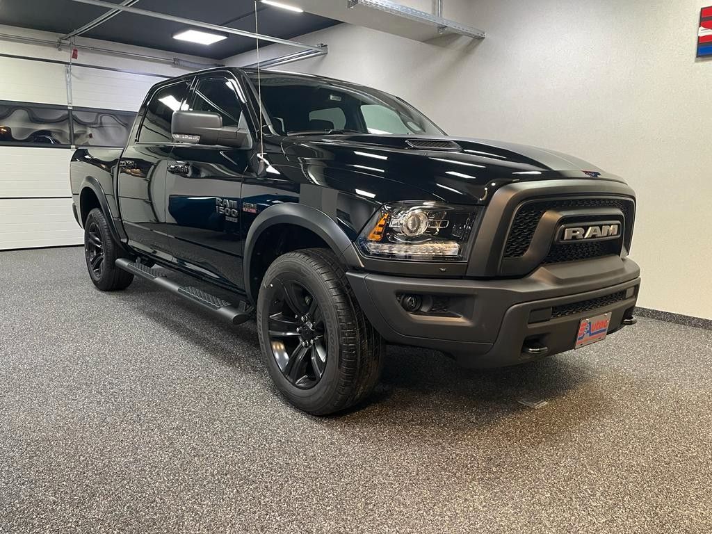 Fahrzeugabbildung Dodge 2023 WARLOCK CREW CAB HEMI 4x4 SOFORT!