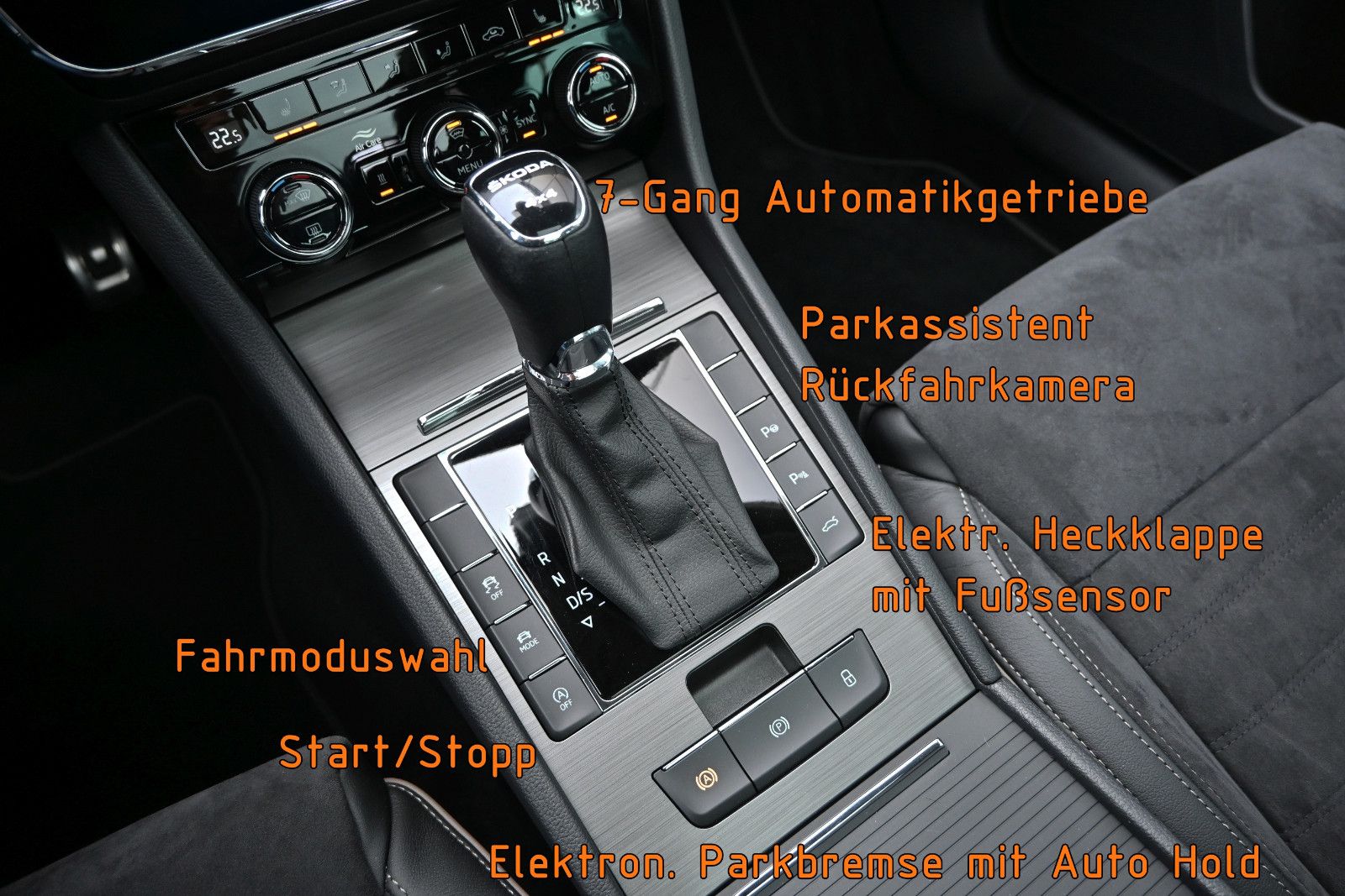 Fahrzeugabbildung SKODA Superb 2.0 TDI DSG 4x4 SCOUT Combi °ACC°AHK°STHZ