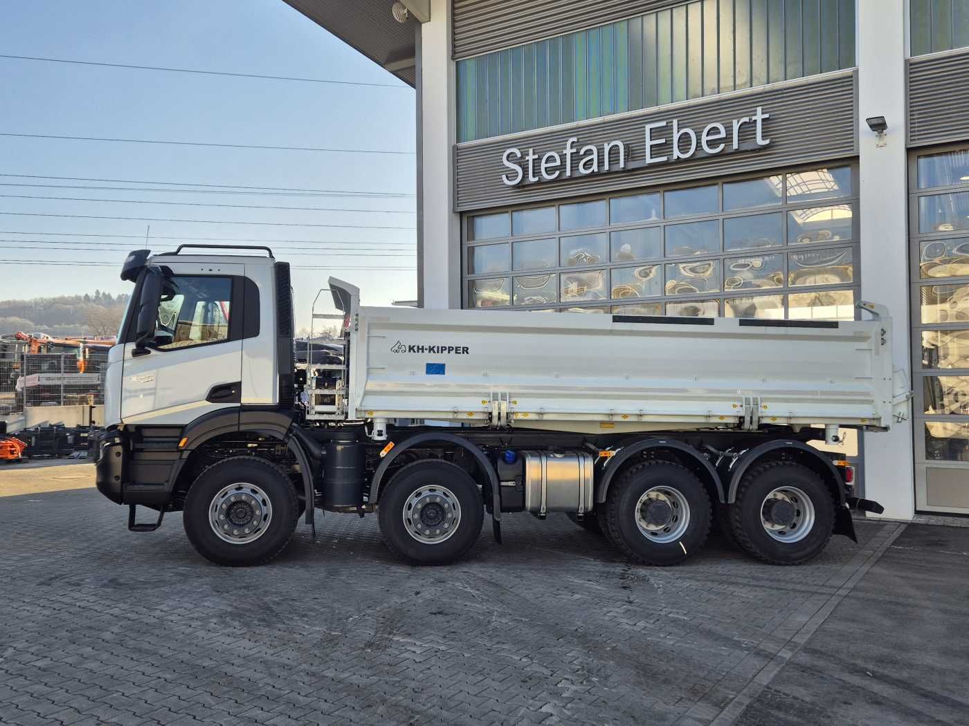 Fahrzeugabbildung Iveco AD360X46Z HR OFF 8x4 Bordmatic Hardox AHK