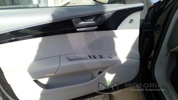 Audi A8 - 11