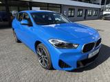 BMW X2 sDrive18d M Sportpaket NAVI AHK ACC LED RFK - BMW X2: Sdrive18d