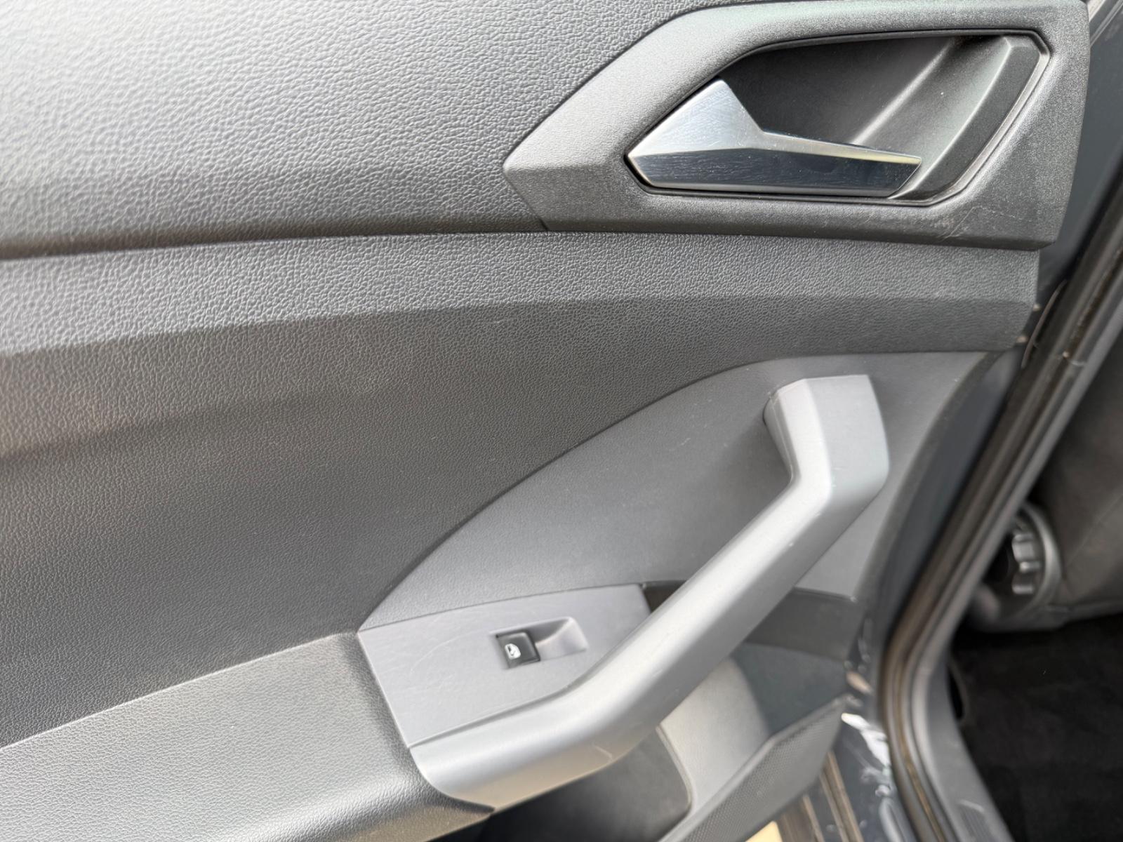Volkswagen T-Cross Basis