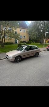 Opel Astra F 1.6 (1996)  Top gepflegt, te... - Opel Astra aus 1996: F