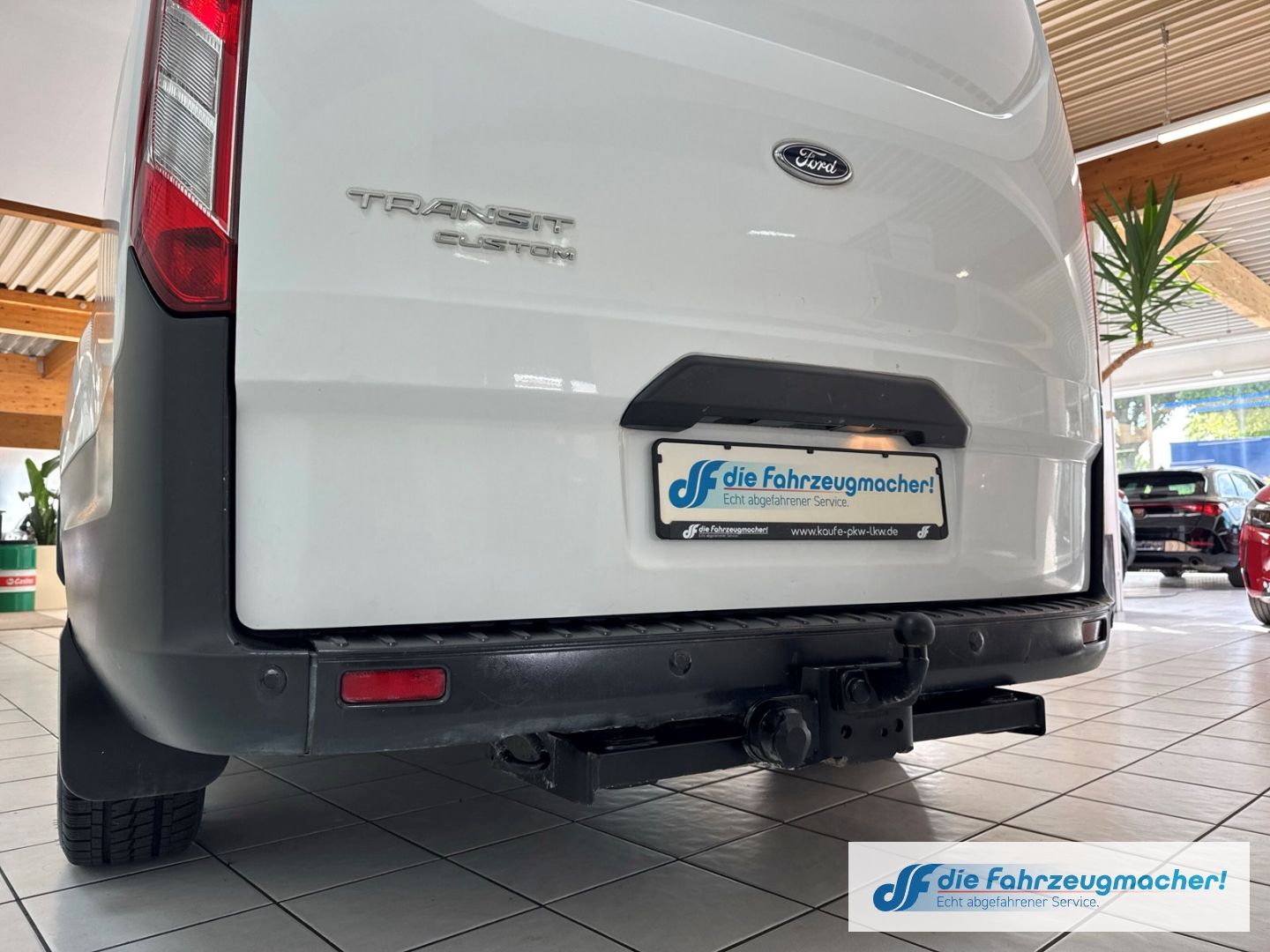 Fahrzeugabbildung Ford Transit Custom Kasten 290 L1 Trend Berganfahra