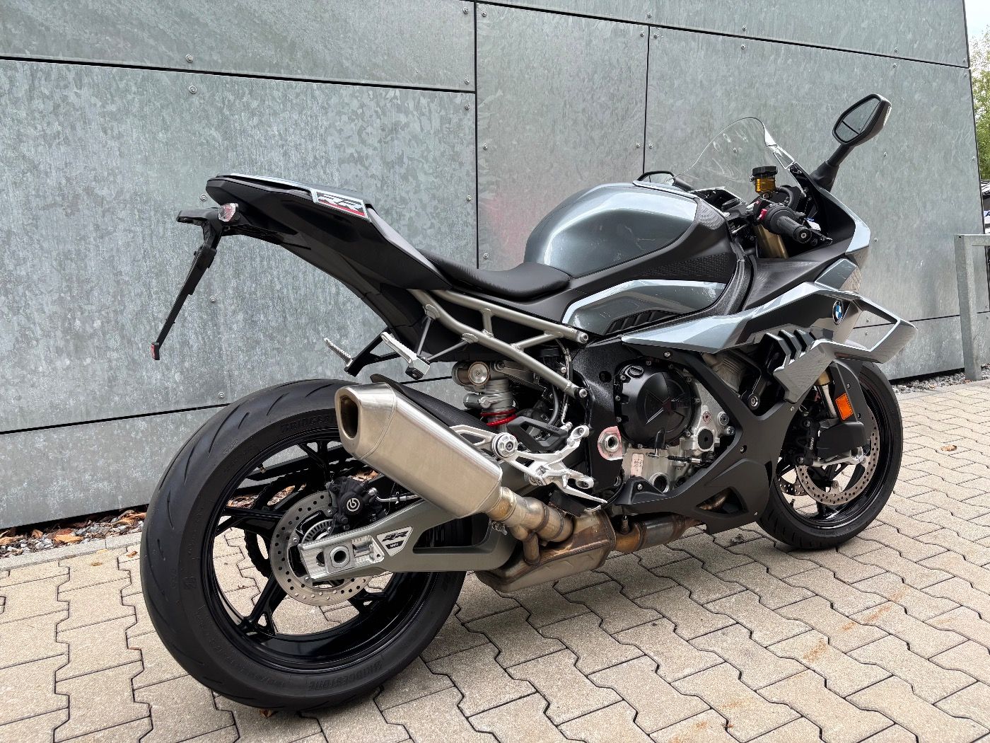 Fahrzeugabbildung BMW S 1000 RR Dynamik-Paket Frästeile