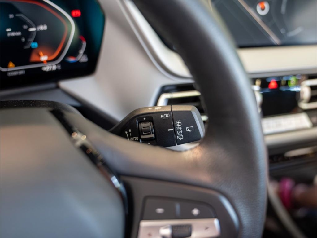 BMW 118 i Aut. Advantage Navi e-Heckkl. DigiCockpit  foto 22