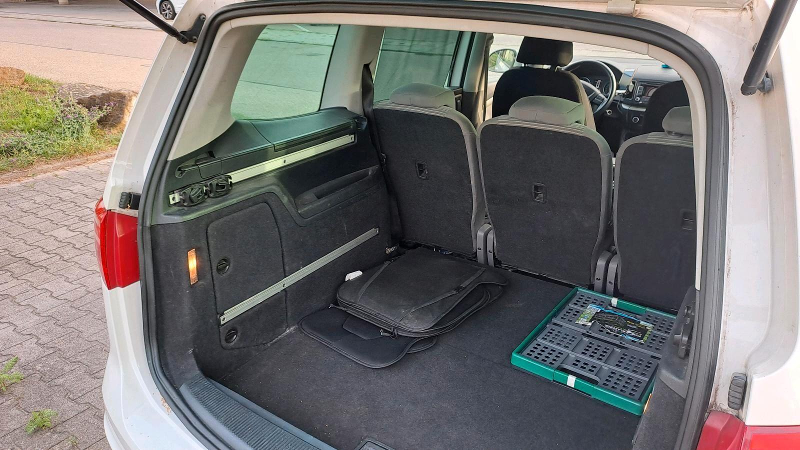 Seat Alhambra 2010 — photo 5