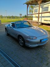 Mazda MX-5 1.6 16V - - Mazda MX-5 aus 1998