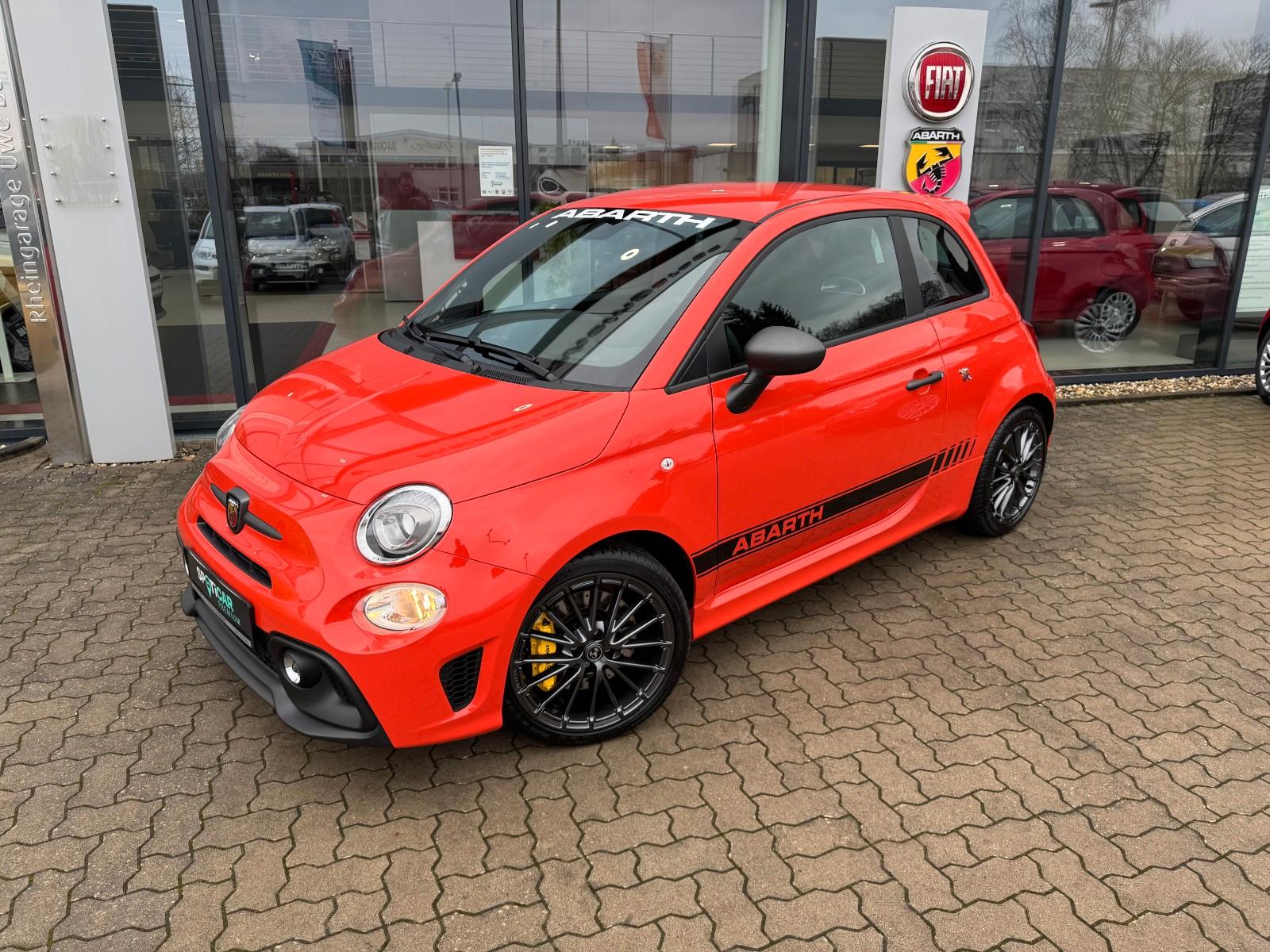 Abarth 695 1.4 T-Jet 180 Navigation, Carpaly, + WKR