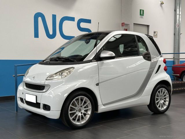 Smart SMART fortwo 1000 52 kW MHD coupé pulse