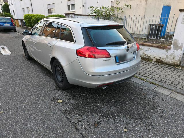 Opel Insignia A 2009 Automatik 160 PS neue...