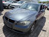 BMW 320 3 Limousine 320i - BMW 320 aus 2007: 320i