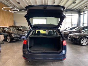 Volkswagen Golf VII Variant Trendline BlueTDI