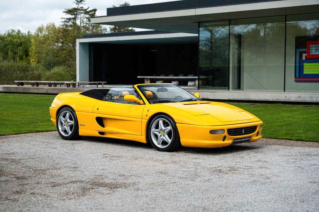 Ferrari F355