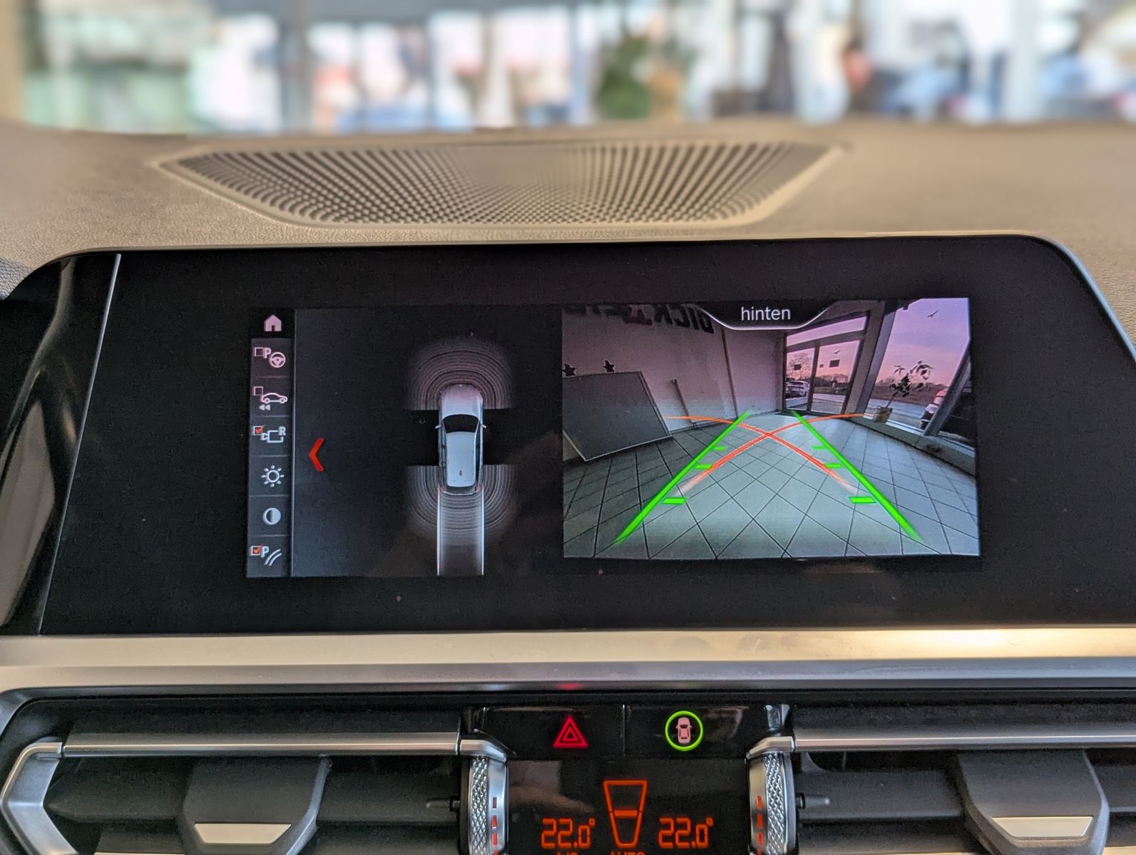 BMW 320 d xDrive Sport Line HUD Shadow LED ACC AHK - Image 27