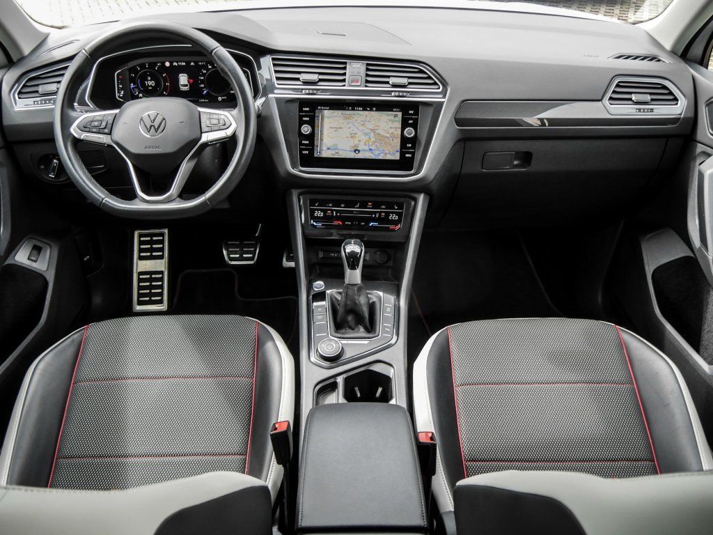 Volkswagen Tiguan 2.0 TSI DSG 4Motion Urban Sport Navi AHK foto 5