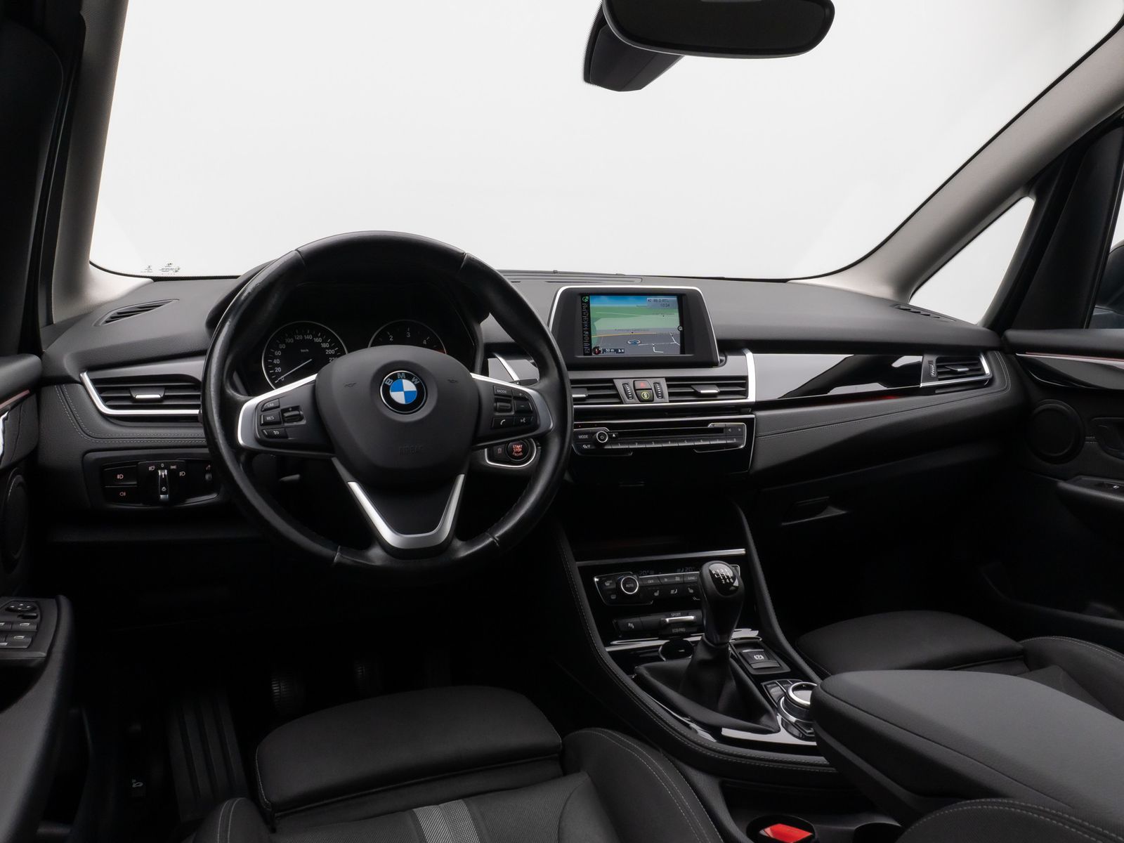 Fahrzeugabbildung BMW 218 Gran Tourer SportLine Parkassist Navi AHK