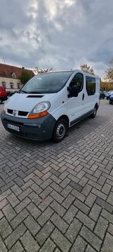 Renault Trafic - gebrauchte Renault Trafic aus dem Jahr 2005