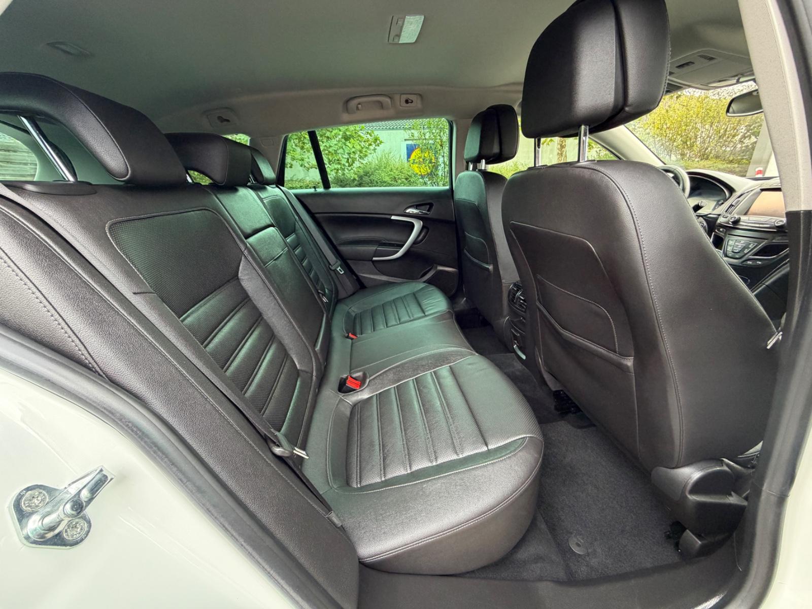 Opel Insignia  Business Innovation 170 PS AHK Leder
