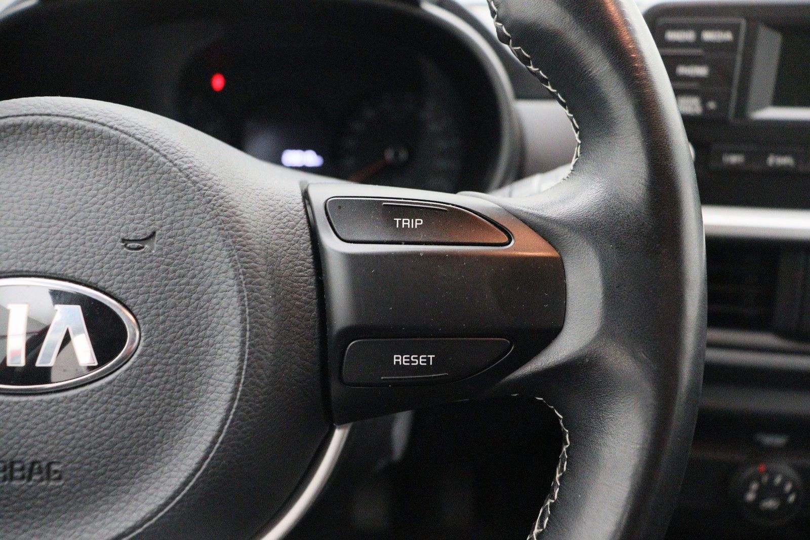 Fahrzeugabbildung Kia Picanto 1.0 Edition 7 mit Emotion-Paket