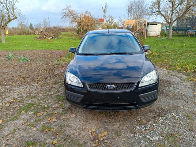 Ford Focus Turnier 1.6 Kombi