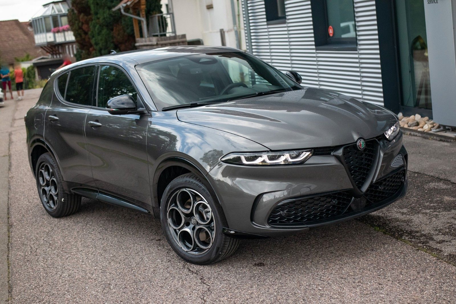 Fahrzeugabbildung Alfa Romeo Tonale 1.3 T PHEV 206kW Q4 AT SPRINT