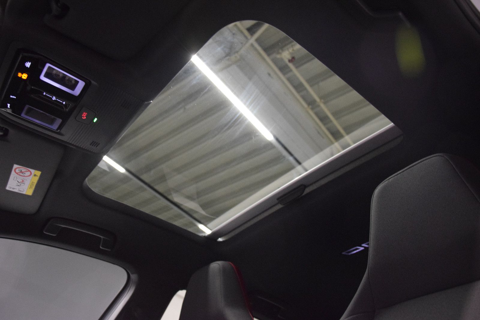 Fahrzeugabbildung Volkswagen Golf 2.0 TSI GTI Panorama DCC H&k ACC Kamera