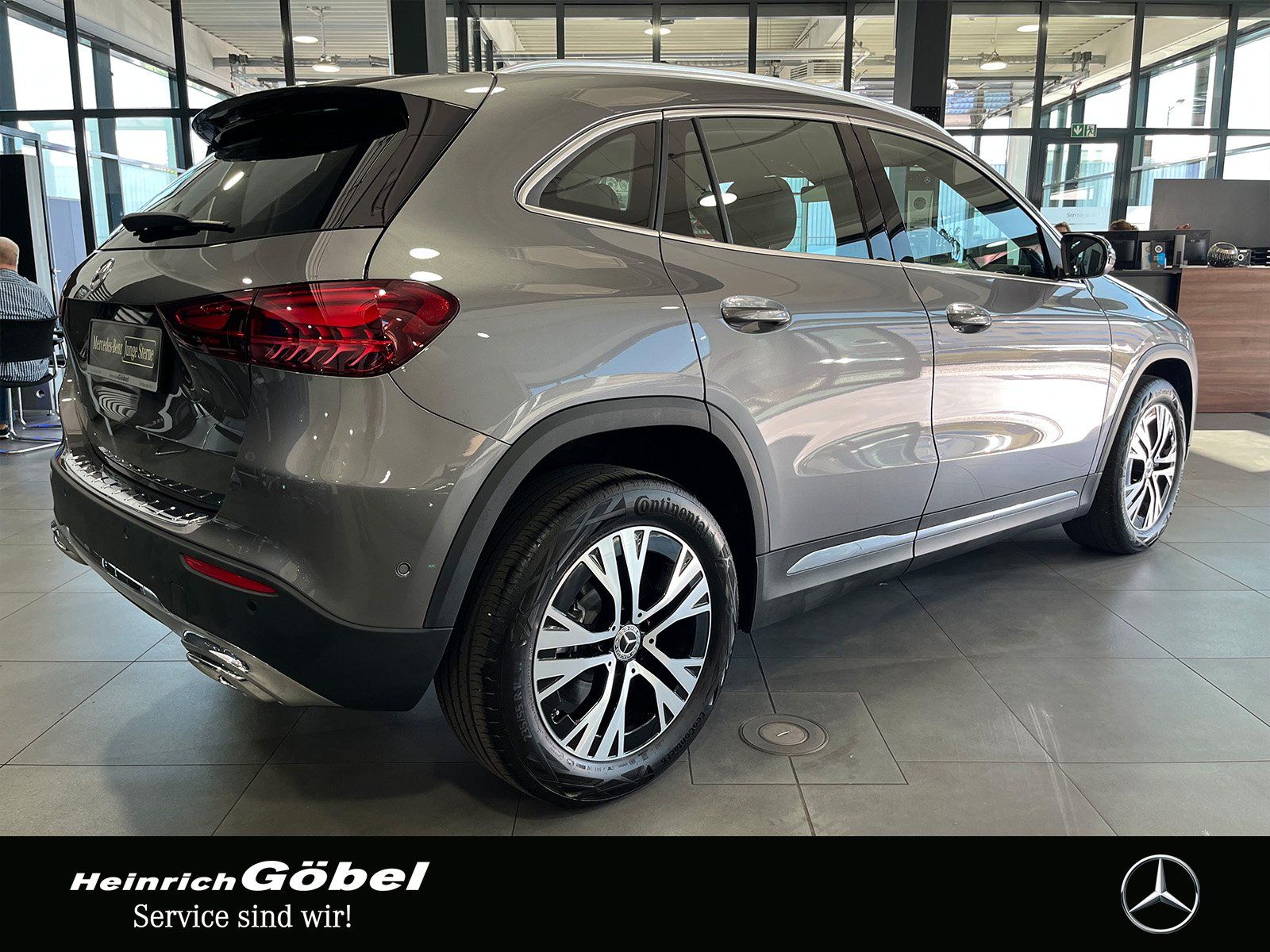 Fahrzeugabbildung Mercedes-Benz GLA 220 4M PROGRESSIVE+LED+KAMERA+NAVI+CARPLAY
