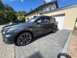 Bentley Bentayga 4.0 V8 EWB A 4WD Autom. - Bentley Bentayga in Frankfurt (Main)