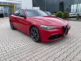 Alfa Romeo Giulia Veloce Q4 - Alfa Romeo: Leder, Navigationssystem