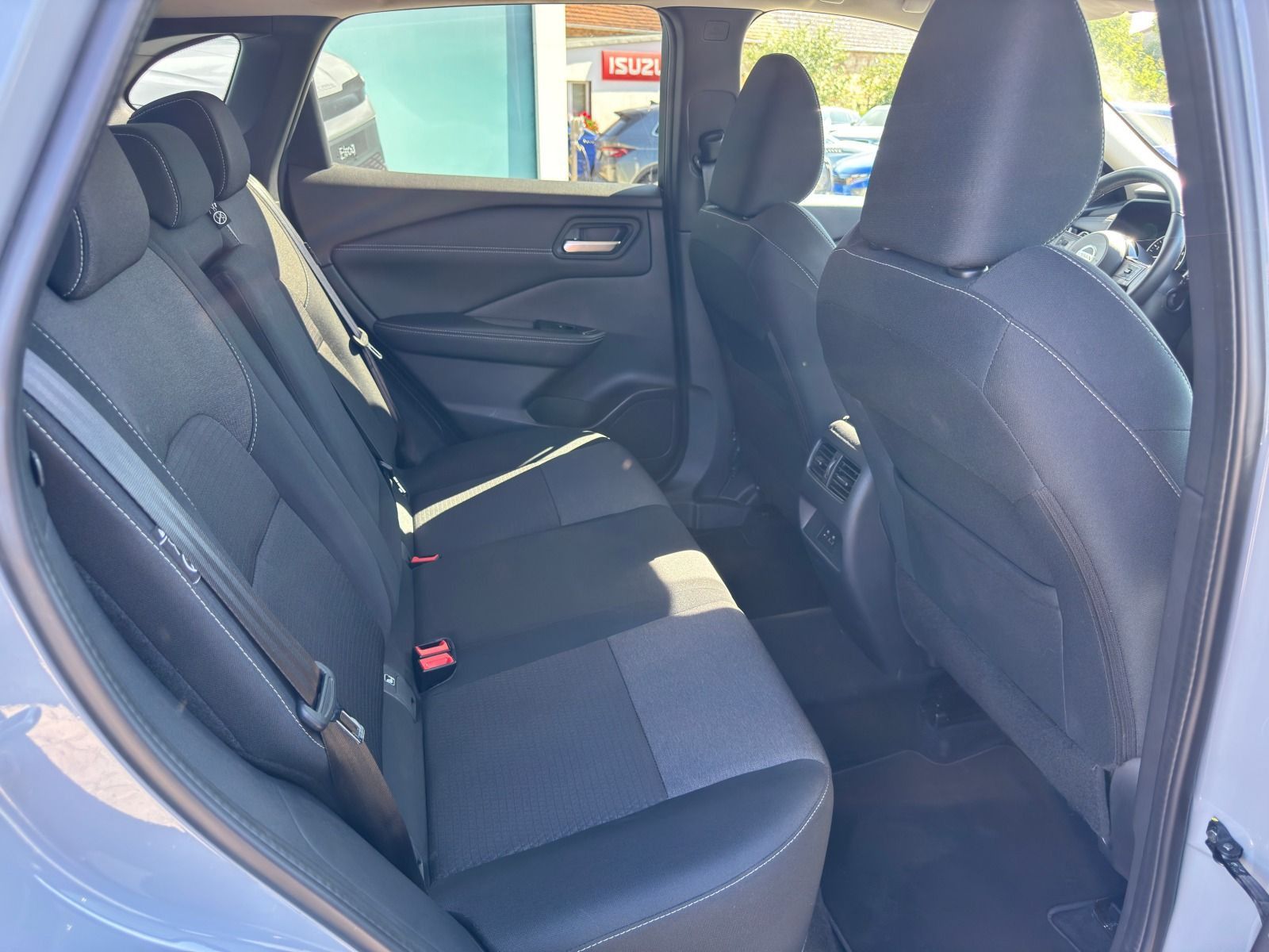Fahrzeugabbildung Nissan Qashqai 158PS DIG E-Connecta*360°Cam*eHeck*Allwe
