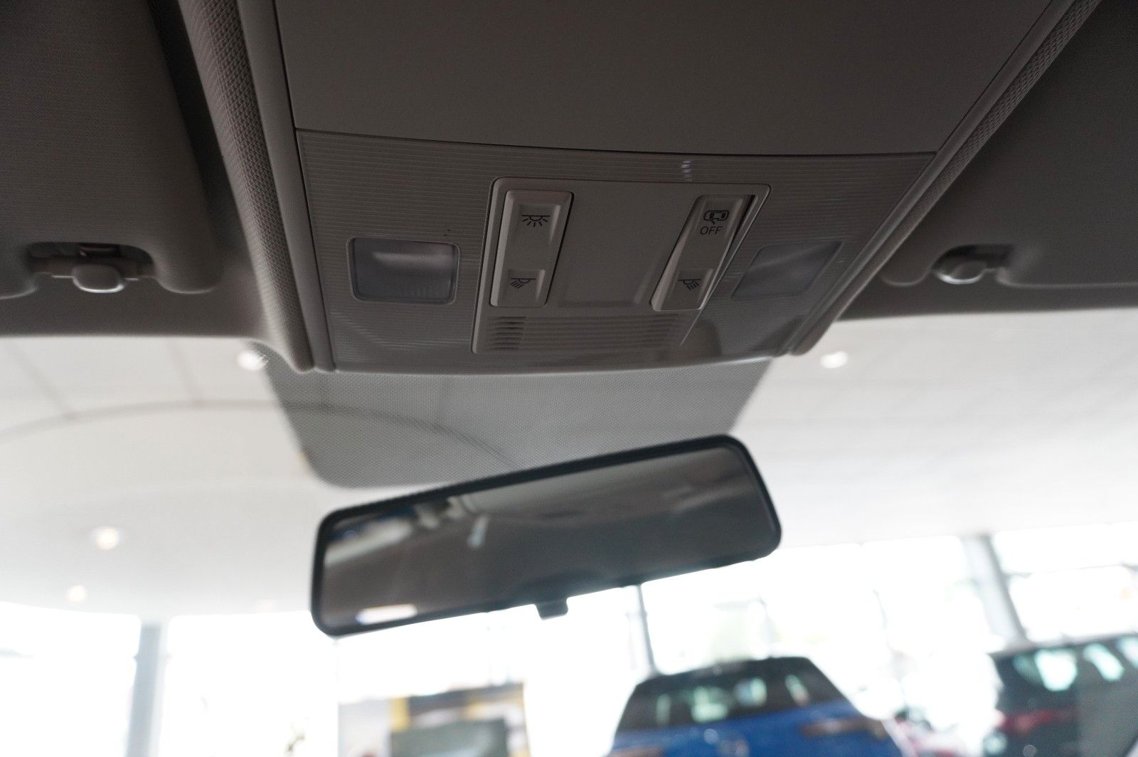 Fahrzeugabbildung Volkswagen Polo VI 1.0 TSI COMFORTLINE LED/KLIMA/SHZ/USB