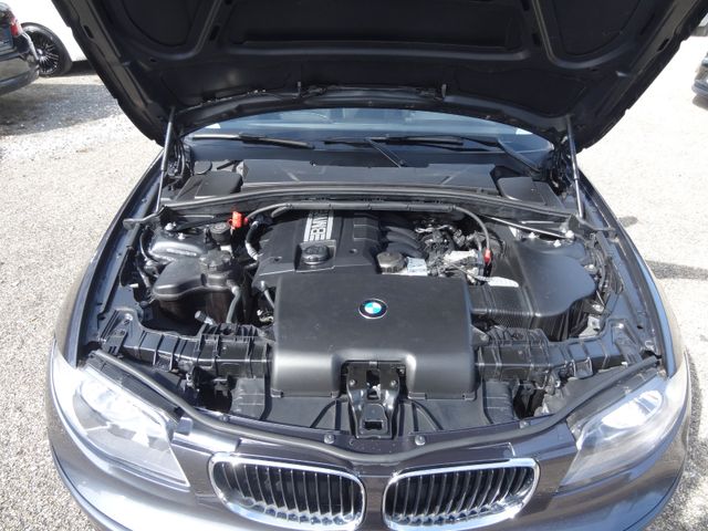 Fahrzeugabbildung BMW 120i/1.Hand/29.500km/170PS/Klima/SitzH/PDC/GSD/