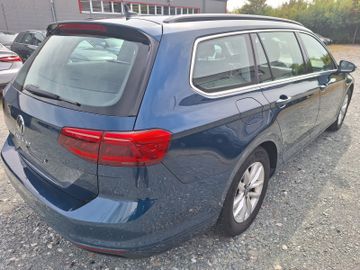 Volkswagen Passat Variant - 7