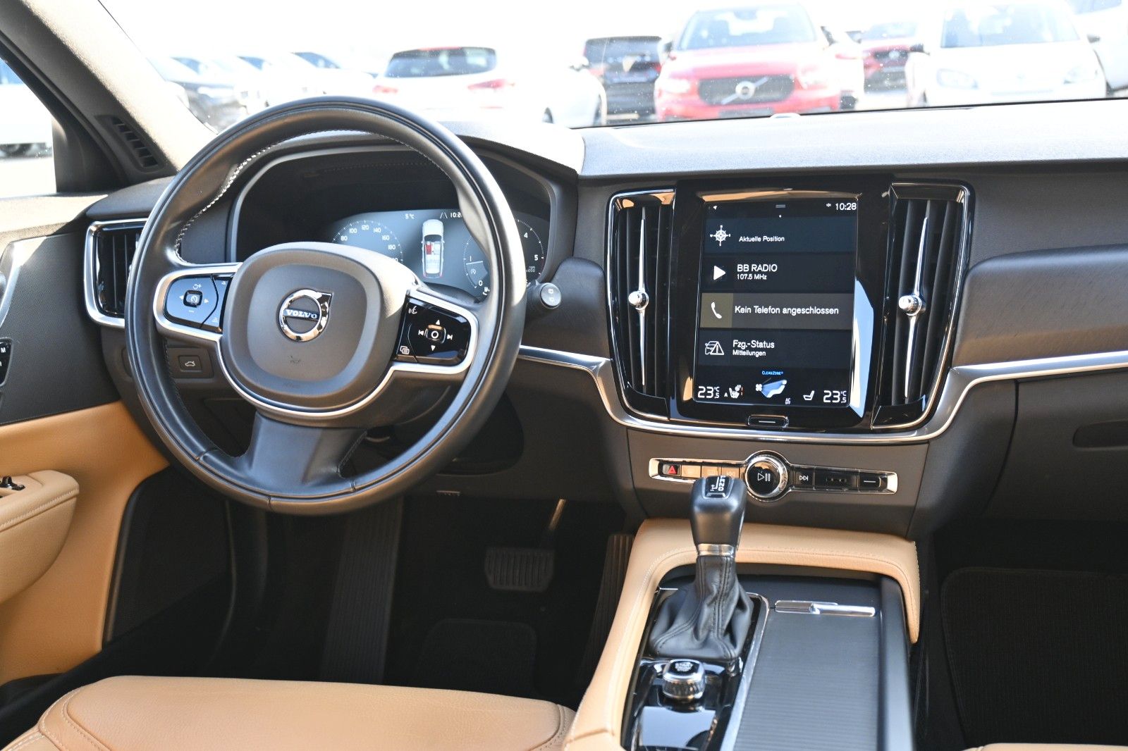 Fahrzeugabbildung Volvo V90 CC D4 AWD*STHZ*MIetkauf möglich