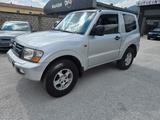 Mitsubishi Pajero 3.2 16V DI-D 3p. GLS - gebrauchte Mitsubishi Pajero aus dem Jahr 2000