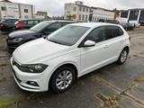 Volkswagen Polo 1.6 TDI DSG Highline Fahrschule - Volkswagen Polo: TDI Dsg