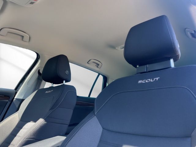 Skoda Superb Combi III 2.0 TDI DSG 4x4 Scout *AHK*STHZ