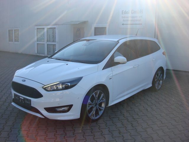 Ford Focus 1.5 EcoBoost Turnier ST-Line*Bi-Xenon*Navi