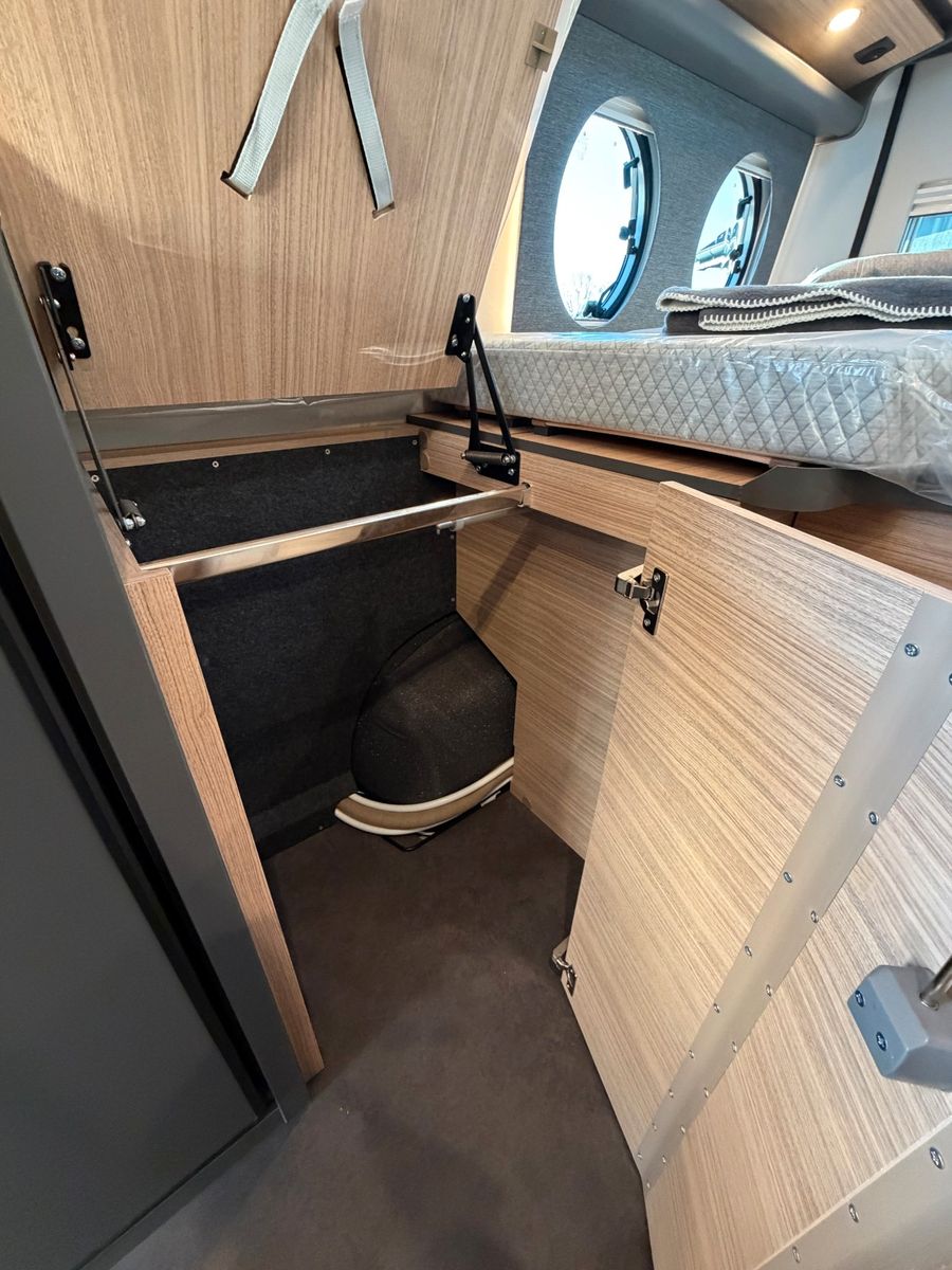 Fahrzeugabbildung Malibu Van Diversity Coupe 640 LE K Lucca MJ26