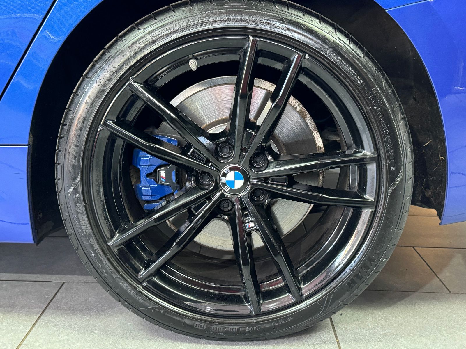 Fahrzeugabbildung BMW 330e M Sport Touring |LASER|HEAD-UP|HARMAN|LEDER