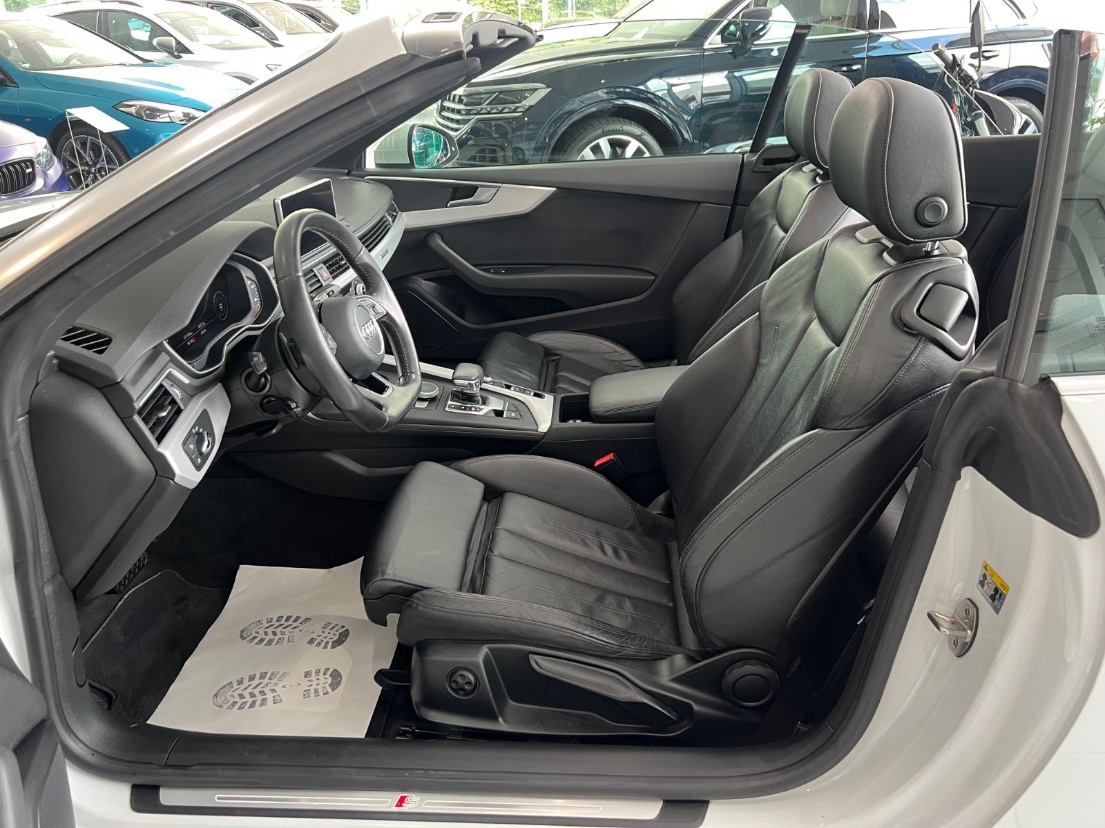 Fahrzeugabbildung Audi A5 Cabriolet 2.0 quattro sport S line