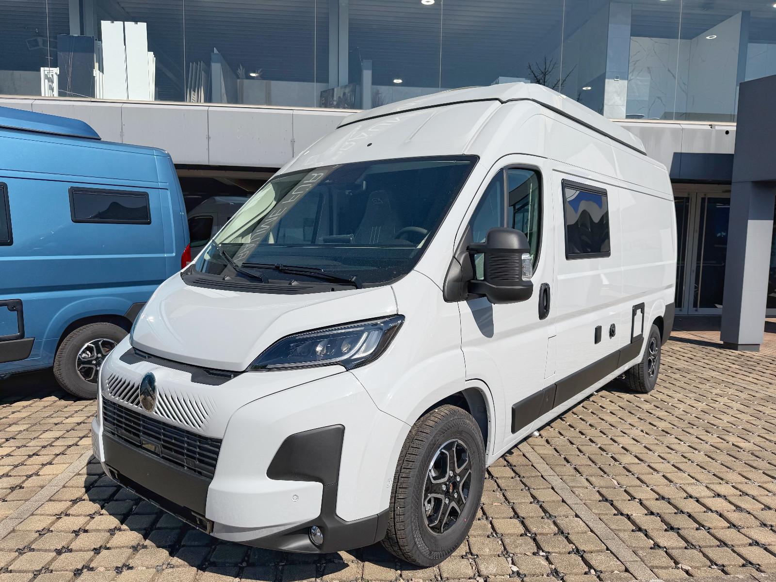 Pössl Summit Shine 600 mit Aufstelldach